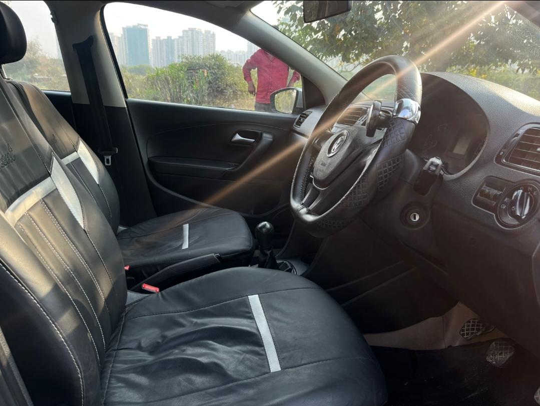 यूज़्ड 2017 फॉक्सवैगन पोलो, Noida New Delhi 14 यूज़्ड 2017 फॉक्सवैगन पोलो, Noida New Delhi 14