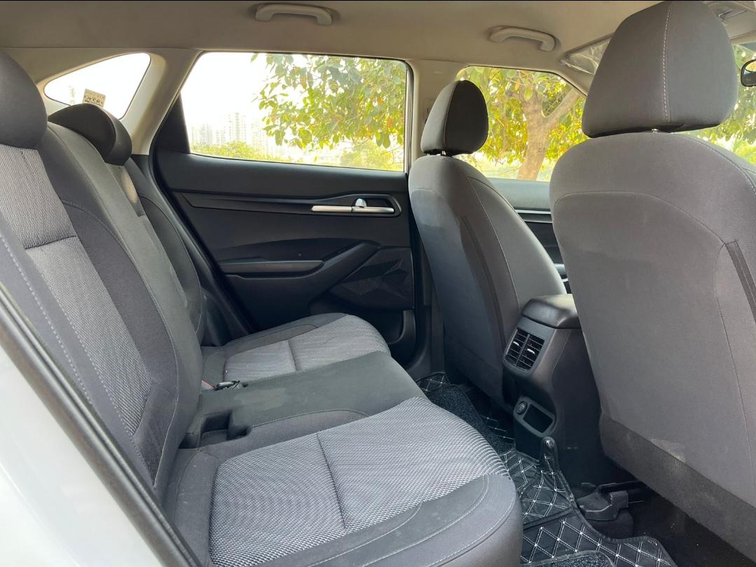 यूज़्ड 2022 किया सेल्टोस, Noida New Delhi 15 यूज़्ड 2022 किया सेल्टोस, Noida New Delhi 15