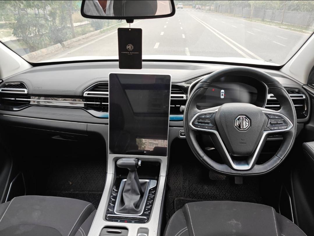 यूज़्ड 2024 एमजी हेक्टर, Noida New Delhi 11 यूज़्ड 2024 एमजी हेक्टर, Noida New Delhi 11