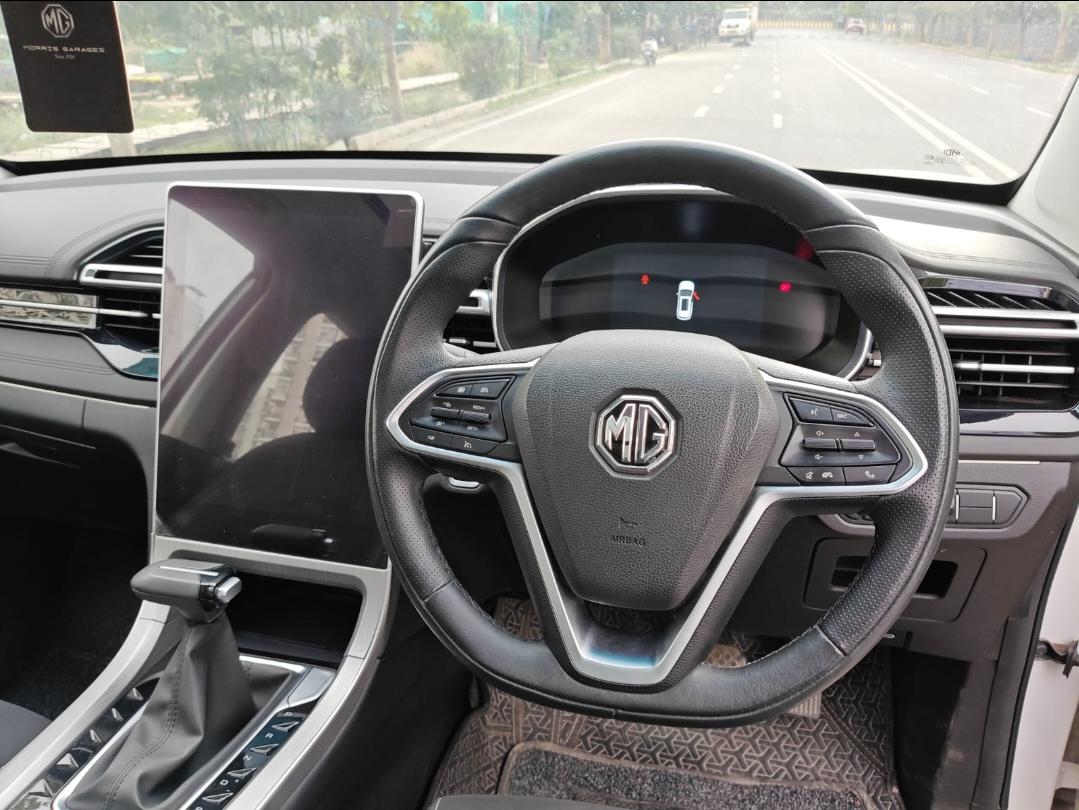 यूज़्ड 2024 एमजी हेक्टर, Noida New Delhi 12 यूज़्ड 2024 एमजी हेक्टर, Noida New Delhi 12