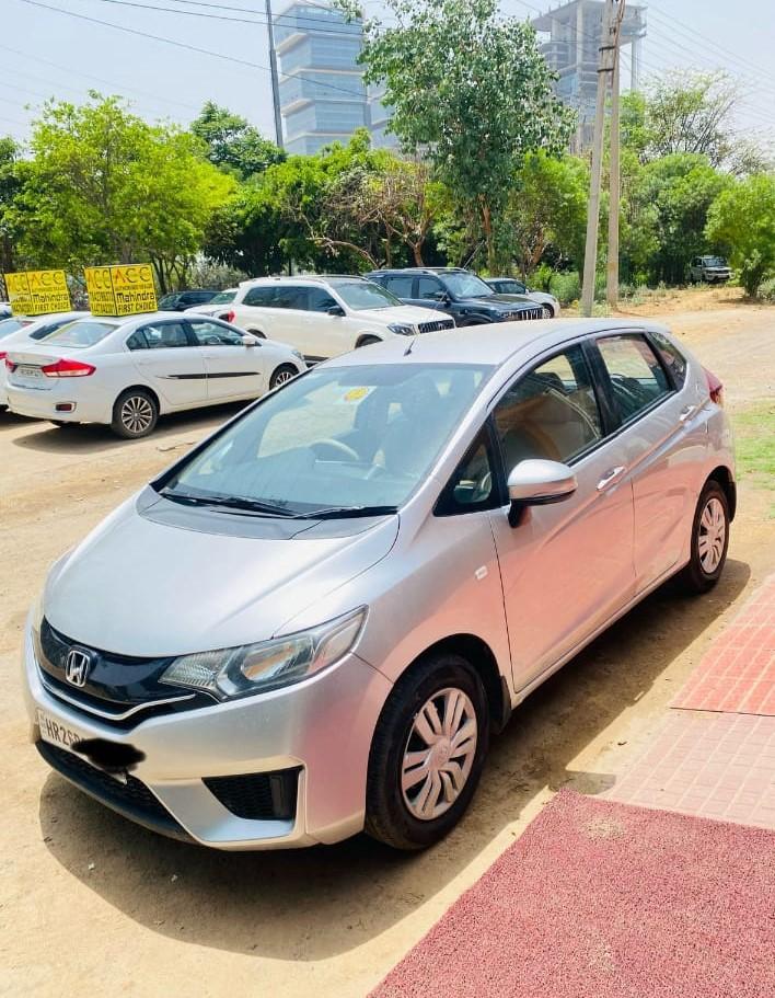 2017 होंडा जैज़ S CVT Petrol 2017 होंडा जैज़ S CVT Petrol