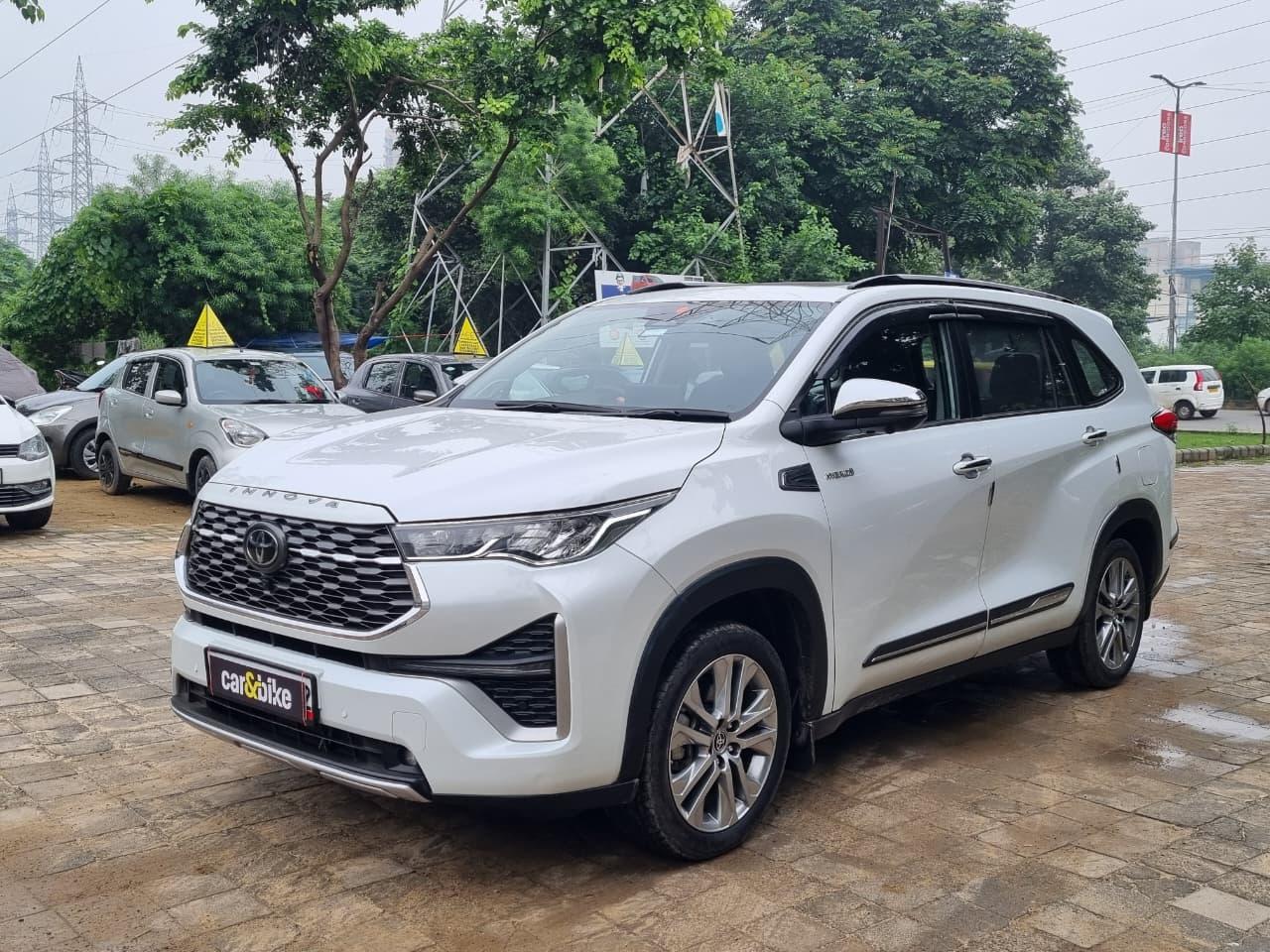 2023 टोयोटा इनोवा हायक्रॉस ZX 7 STR 2023 टोयोटा इनोवा हायक्रॉस ZX 7 STR