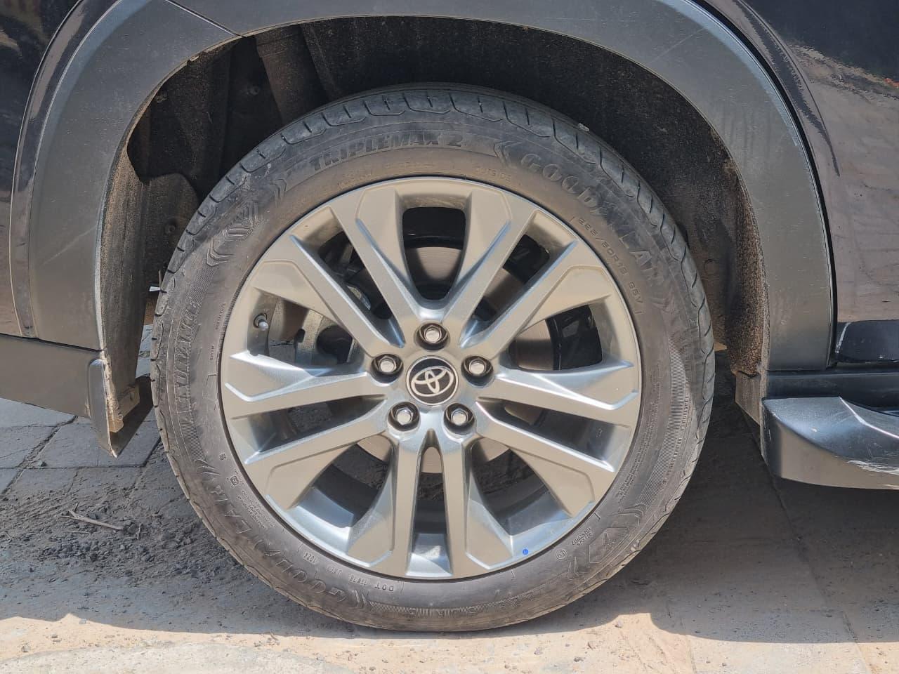 यूज़्ड 2024 टोयोटा इनोवा हायक्रॉस, Gurgaon Sector 45, Gurgaon 8 यूज़्ड 2024 टोयोटा इनोवा हायक्रॉस, Gurgaon Sector 45, Gurgaon 8