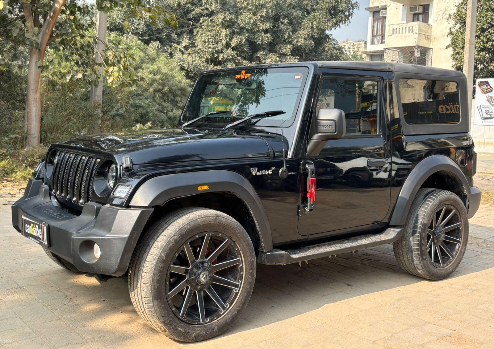 2023 महिंद्रा थार LX Automatic 4 Seater Hard Top Diesel 2023 महिंद्रा थार LX Automatic 4 Seater Hard Top Diesel