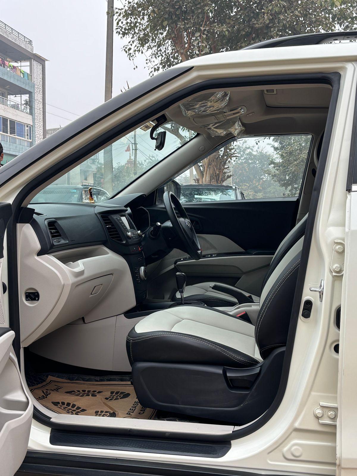 यूज़्ड 2023 महिंद्रा एक्सयूवी300, Gurgaon Sector 45, Gurgaon 15 यूज़्ड 2023 महिंद्रा एक्सयूवी300, Gurgaon Sector 45, Gurgaon 15