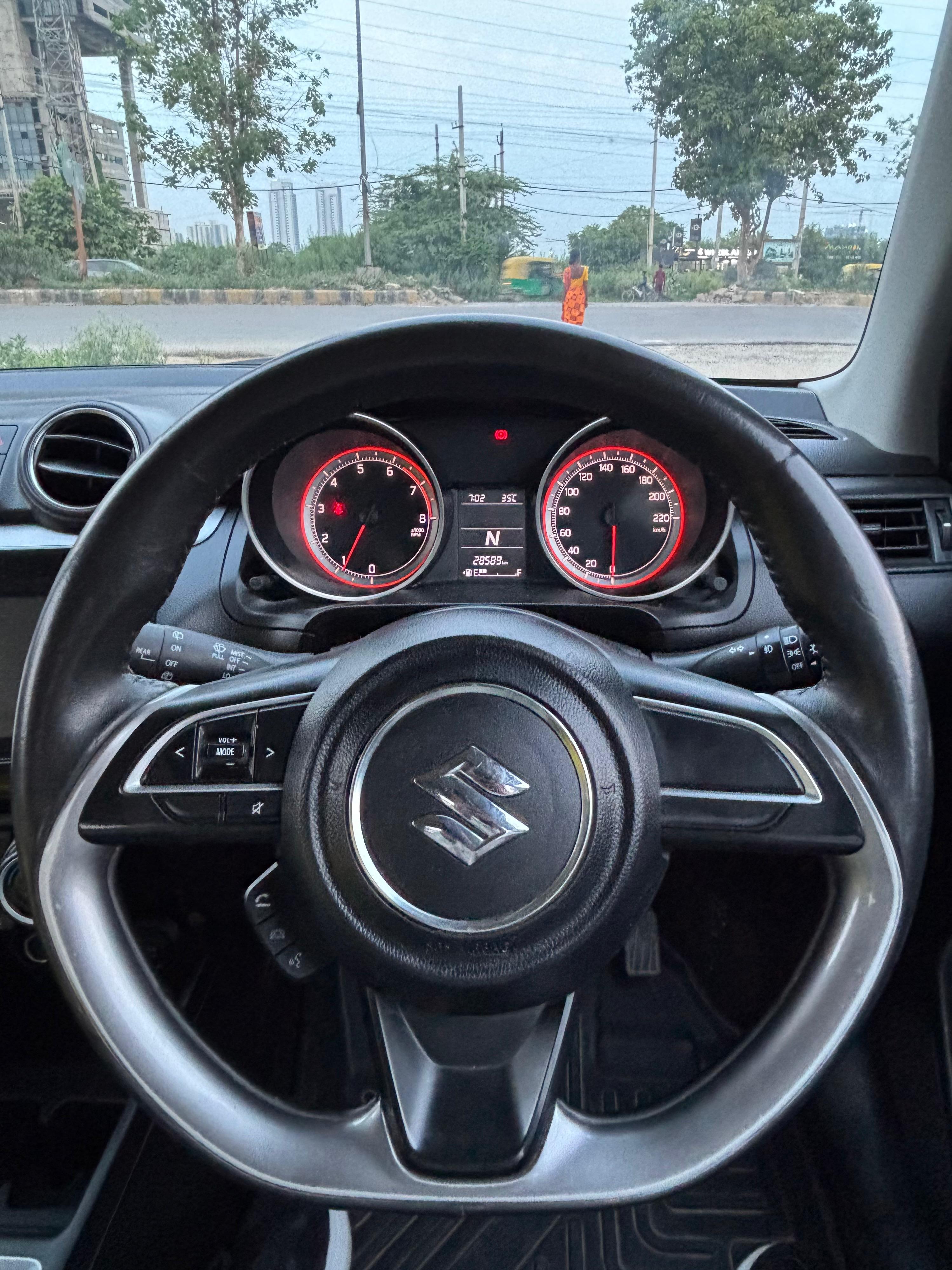 यूज़्ड 2022 मारुति सुजुकी स्विफ्ट, Gurgaon Sector 45, Gurgaon 12 यूज़्ड 2022 मारुति सुजुकी स्विफ्ट, Gurgaon Sector 45, Gurgaon 12