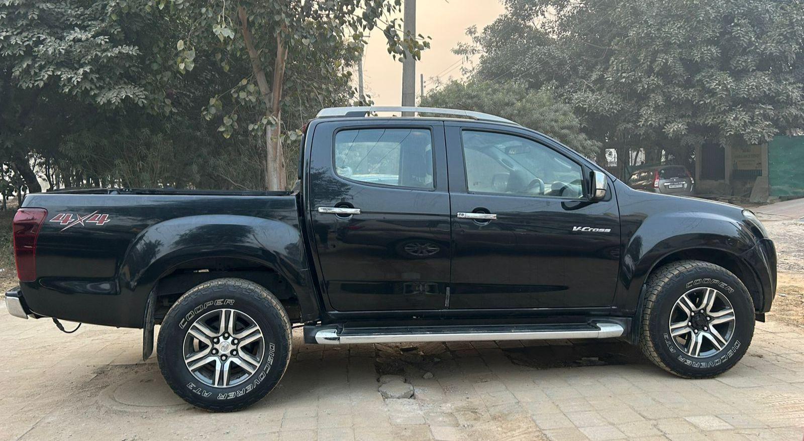 यूज़्ड 2018 इसुज़ू डी-मैक्स वी-क्रॉस, Gurgaon Sector 45, Gurgaon 5 यूज़्ड 2018 इसुज़ू डी-मैक्स वी-क्रॉस, Gurgaon Sector 45, Gurgaon 5