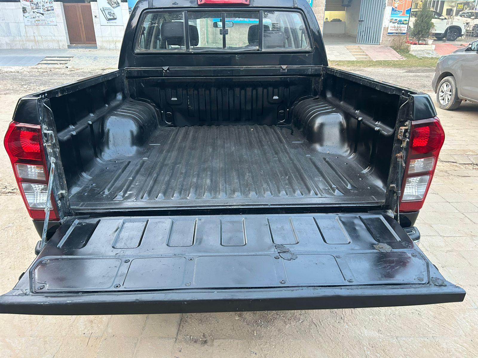 यूज़्ड 2018 इसुज़ू डी-मैक्स वी-क्रॉस, Gurgaon Sector 45, Gurgaon 9 यूज़्ड 2018 इसुज़ू डी-मैक्स वी-क्रॉस, Gurgaon Sector 45, Gurgaon 9