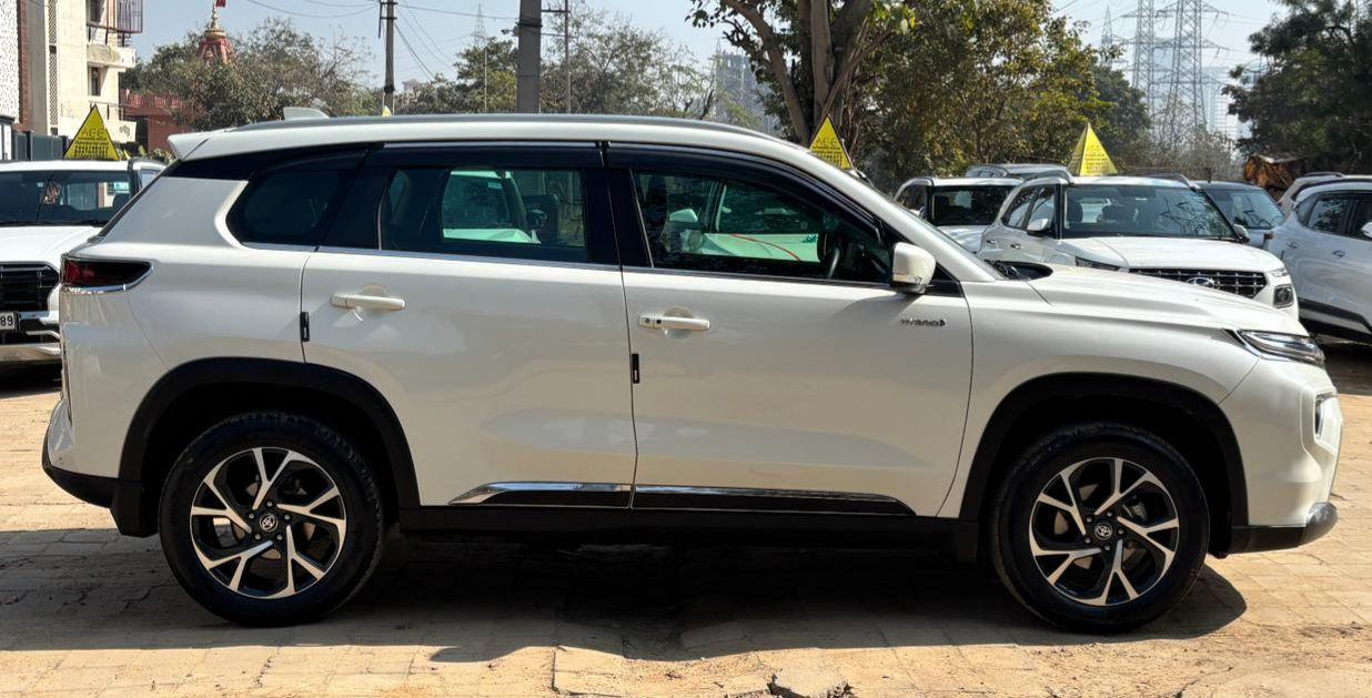 यूज़्ड 2024 टोयोटा अर्बन क्रूजर हैयडर, Gurgaon Sector 45, Gurgaon 5 यूज़्ड 2024 टोयोटा अर्बन क्रूजर हैयडर, Gurgaon Sector 45, Gurgaon 5