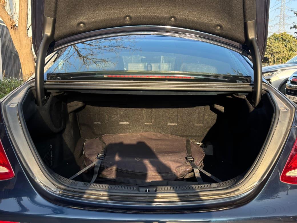 यूज़्ड 2018 मर्सिडीज़-बेंज़ ई-क्लास, Gurgaon Sector 45, Gurgaon 9 यूज़्ड 2018 मर्सिडीज़-बेंज़ ई-क्लास, Gurgaon Sector 45, Gurgaon 9