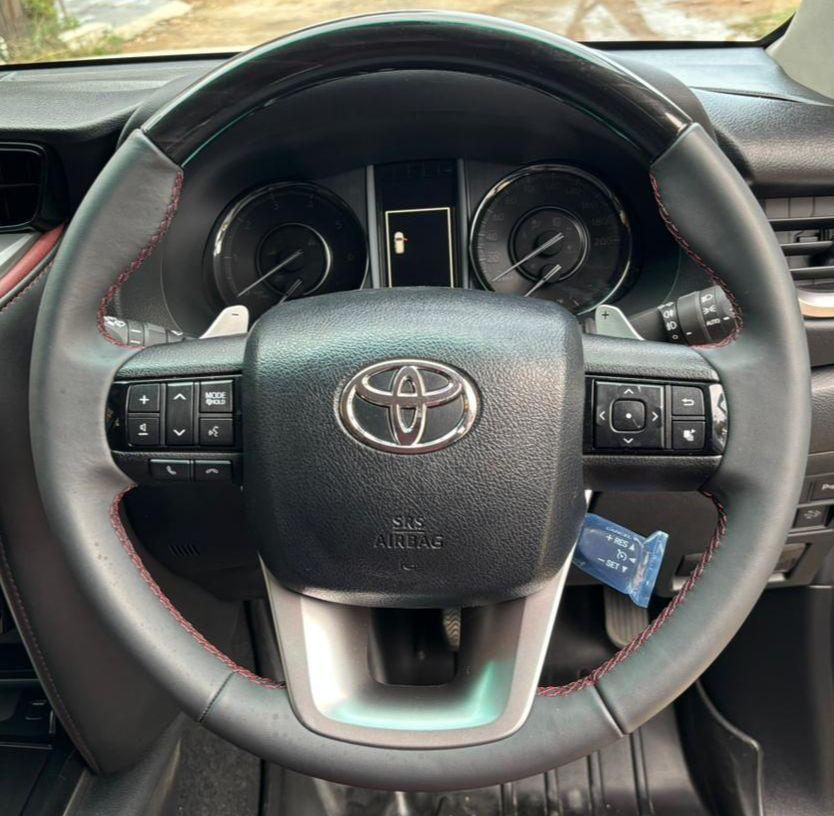 यूज़्ड 2025 टोयोटा फॉर्च्यूनर, Gurgaon Sector 45, Gurgaon 12 यूज़्ड 2025 टोयोटा फॉर्च्यूनर, Gurgaon Sector 45, Gurgaon 12