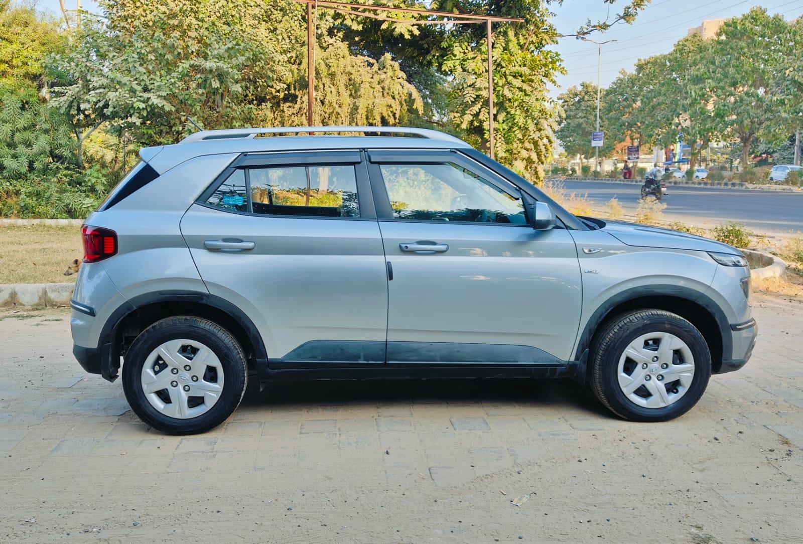 यूज़्ड 2019 ह्युंडई वेन्यू, Gurgaon Sector 45, Gurgaon 5 यूज़्ड 2019 ह्युंडई वेन्यू, Gurgaon Sector 45, Gurgaon 5