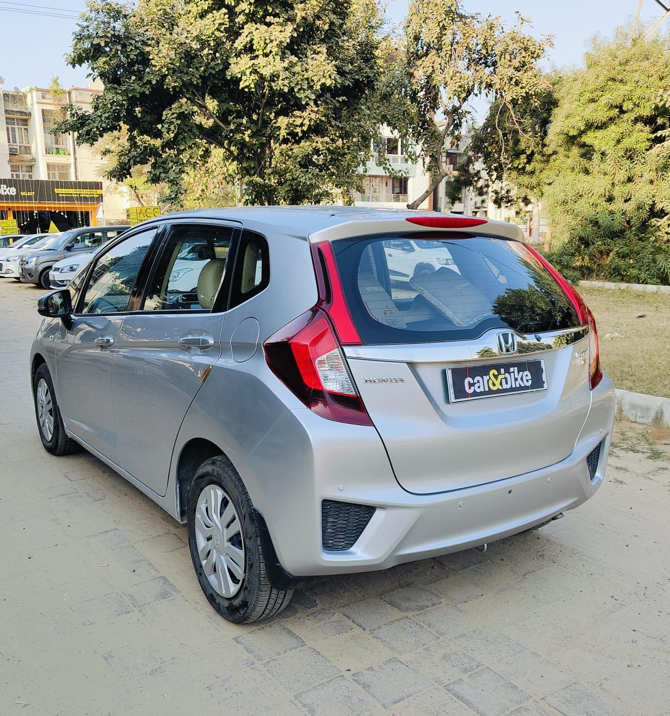 यूज़्ड 2017 होंडा जैज़, Gurgaon Sector 45, Gurgaon 2 यूज़्ड 2017 होंडा जैज़, Gurgaon Sector 45, Gurgaon 2