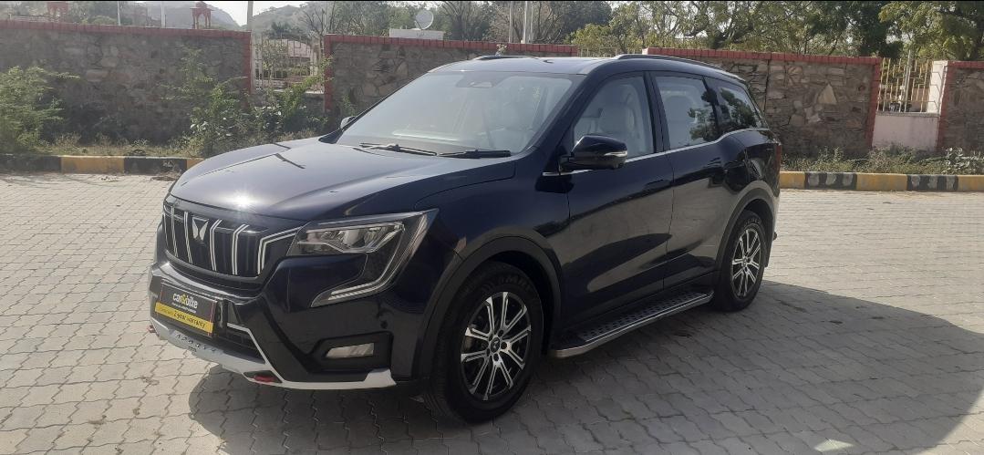 2023 महिंद्रा एक्सयूवी700 AX7 AT AWD Diesel 7 STR 2023 महिंद्रा एक्सयूवी700 AX7 AT AWD Diesel 7 STR