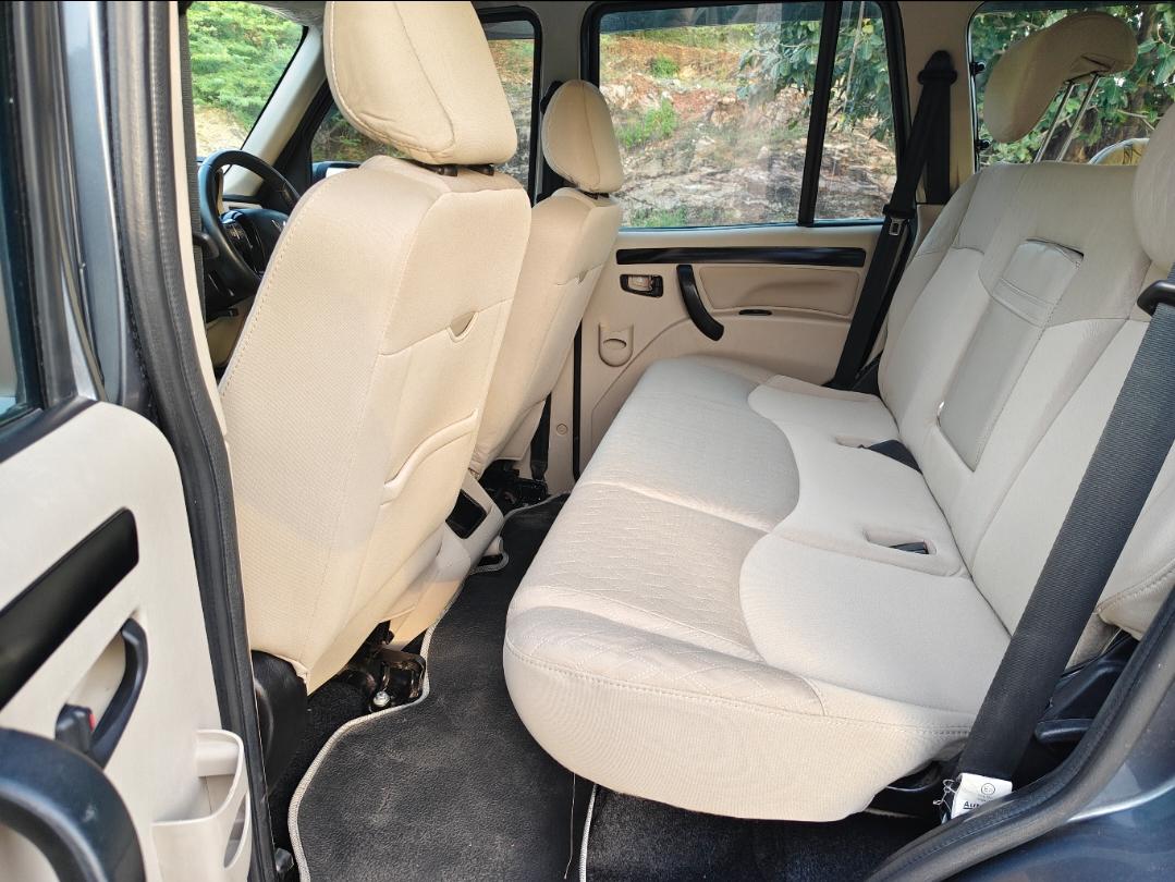 यूज़्ड 2023 महिंद्रा स्कॉर्पियो क्लासिक, Jones Ganj Ajmer, Ajmer 17 यूज़्ड 2023 महिंद्रा स्कॉर्पियो क्लासिक, Jones Ganj Ajmer, Ajmer 17