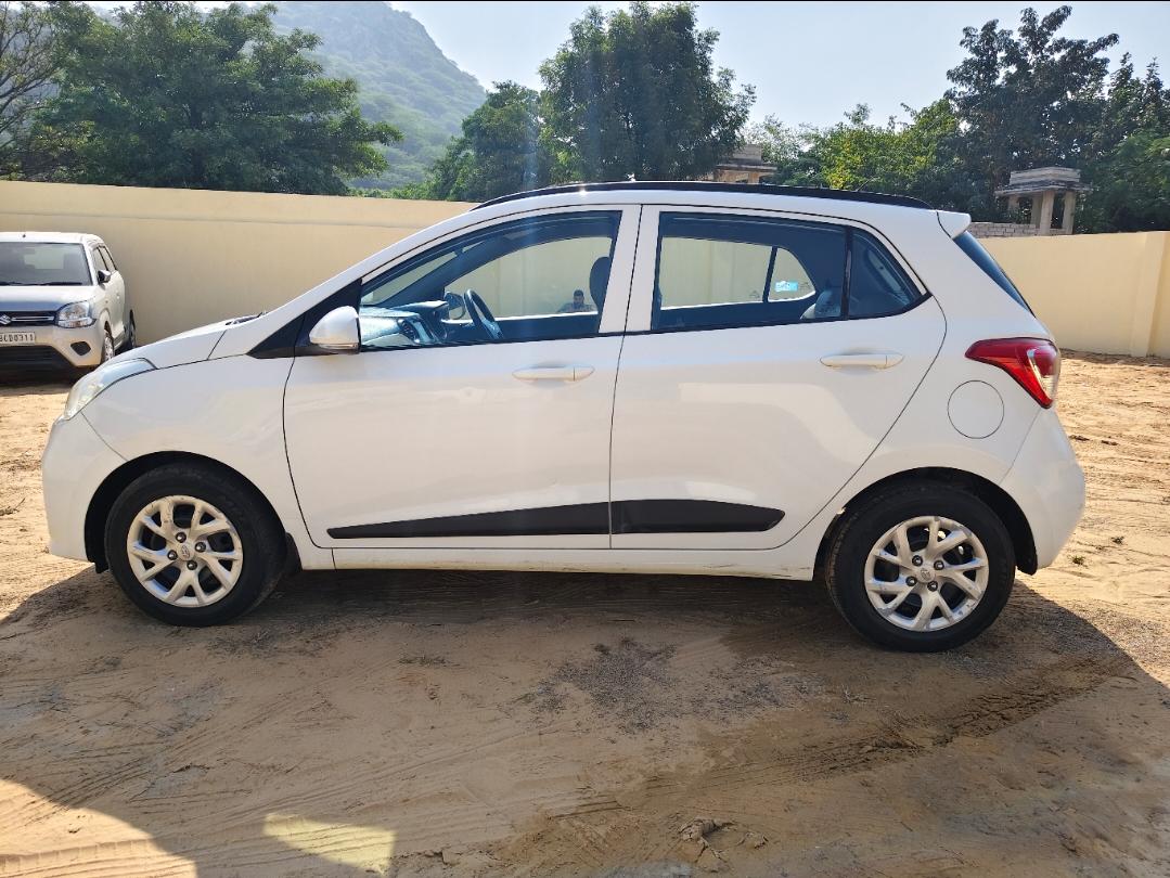 यूज़्ड 2018 ह्युंडई ग्रैंड आई10, Jones Ganj Ajmer, Ajmer 1 यूज़्ड 2018 ह्युंडई ग्रैंड आई10, Jones Ganj Ajmer, Ajmer 1