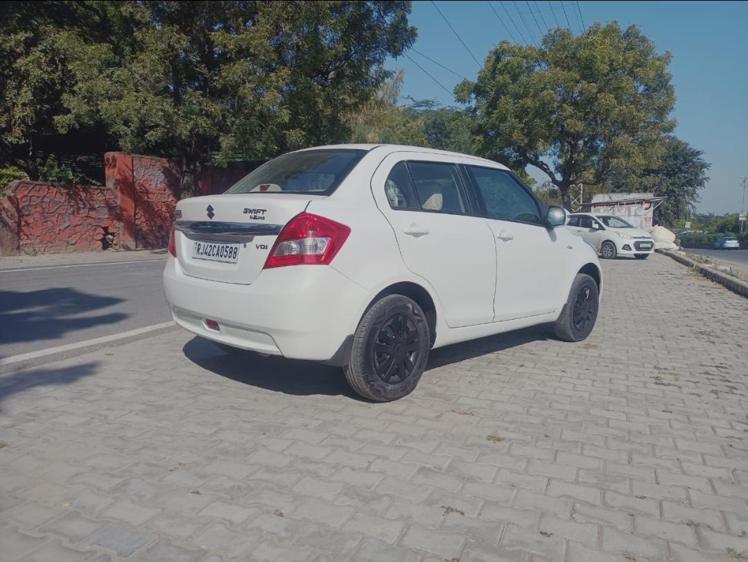 यूज़्ड 2014 मारुति सुजुकी स्विफ्ट डिज़ायर, Jones Ganj Ajmer, Ajmer 4 यूज़्ड 2014 मारुति सुजुकी स्विफ्ट डिज़ायर, Jones Ganj Ajmer, Ajmer 4