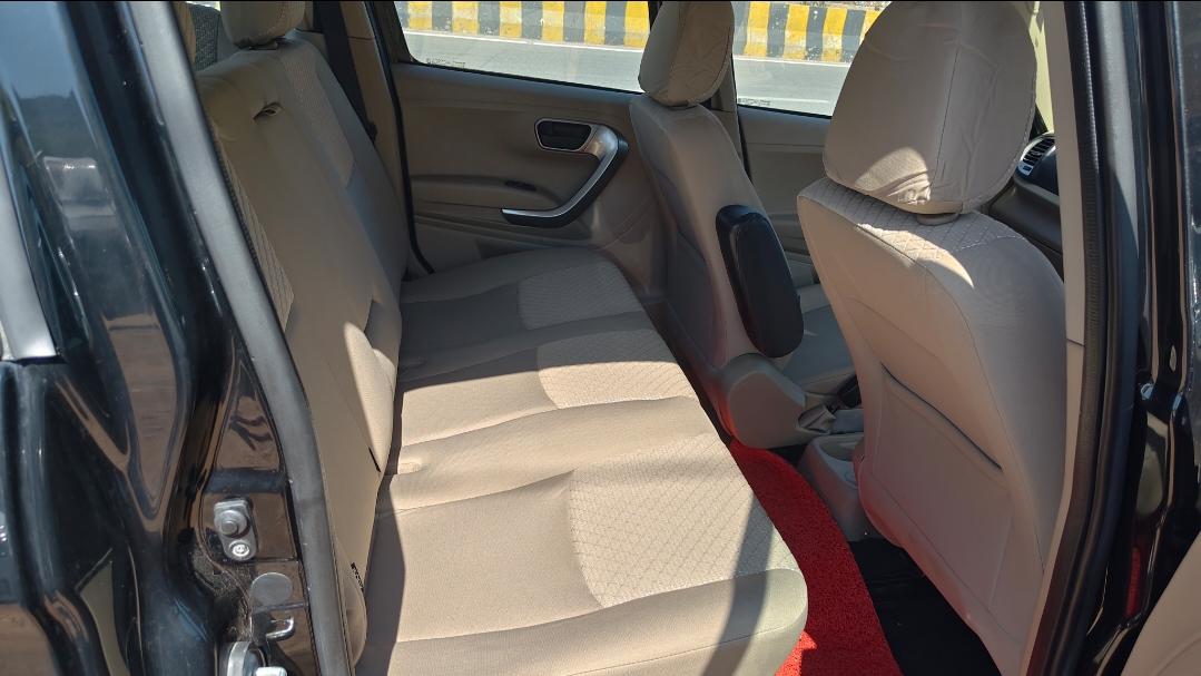 यूज़्ड 2024 महिंद्रा बोलेरो नियो, Jones Ganj Ajmer, Ajmer 14 यूज़्ड 2024 महिंद्रा बोलेरो नियो, Jones Ganj Ajmer, Ajmer 14