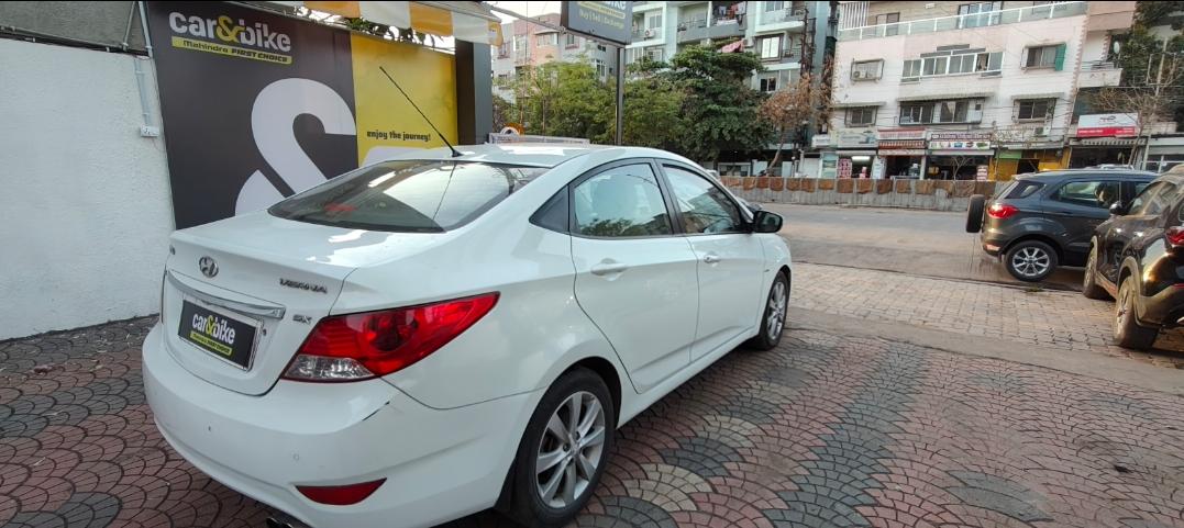 यूज़्ड 2013 ह्युंडई फ्लयूडिक वरना, Khatiwala Tank, Indore 4 यूज़्ड 2013 ह्युंडई फ्लयूडिक वरना, Khatiwala Tank, Indore 4