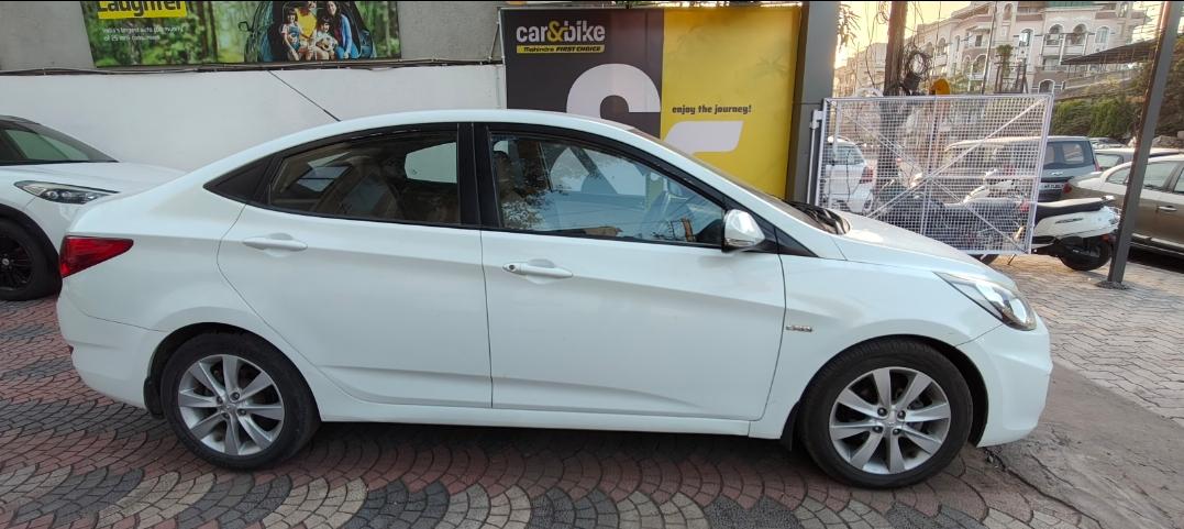 यूज़्ड 2013 ह्युंडई फ्लयूडिक वरना, Khatiwala Tank, Indore 5 यूज़्ड 2013 ह्युंडई फ्लयूडिक वरना, Khatiwala Tank, Indore 5