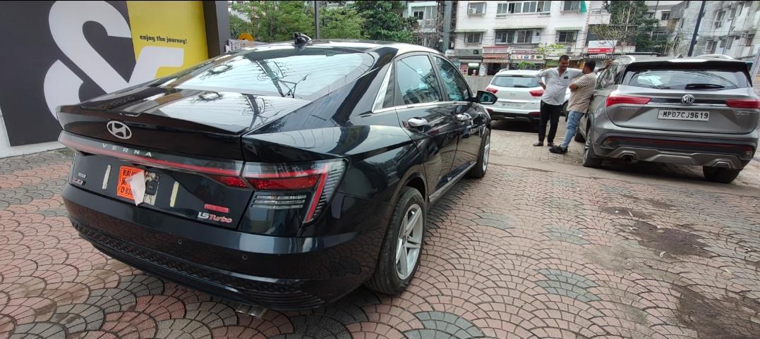 यूज़्ड 2023 ह्युंडई वरना, Khatiwala Tank, Indore 4 यूज़्ड 2023 ह्युंडई वरना, Khatiwala Tank, Indore 4