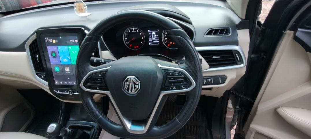 यूज़्ड 2021 एमजी हेक्टर प्लस, Khatiwala Tank, Indore 10 यूज़्ड 2021 एमजी हेक्टर प्लस, Khatiwala Tank, Indore 10