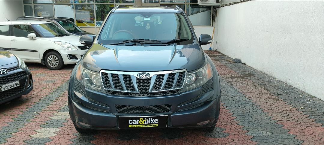 2012 महिंद्रा एक्सयूवी500 W8 FWD 2012 महिंद्रा एक्सयूवी500 W8 FWD