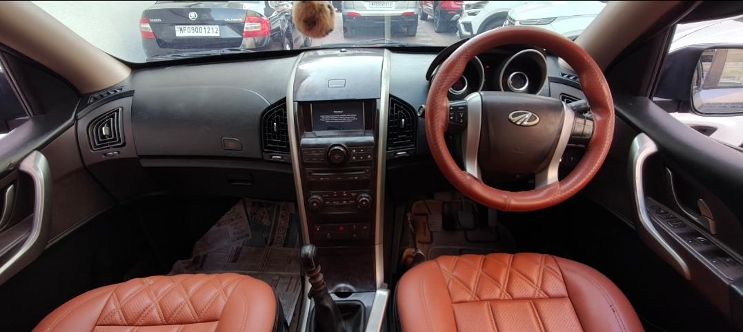 यूज़्ड 2012 महिंद्रा एक्सयूवी500, Khatiwala Tank, Indore 10 यूज़्ड 2012 महिंद्रा एक्सयूवी500, Khatiwala Tank, Indore 10