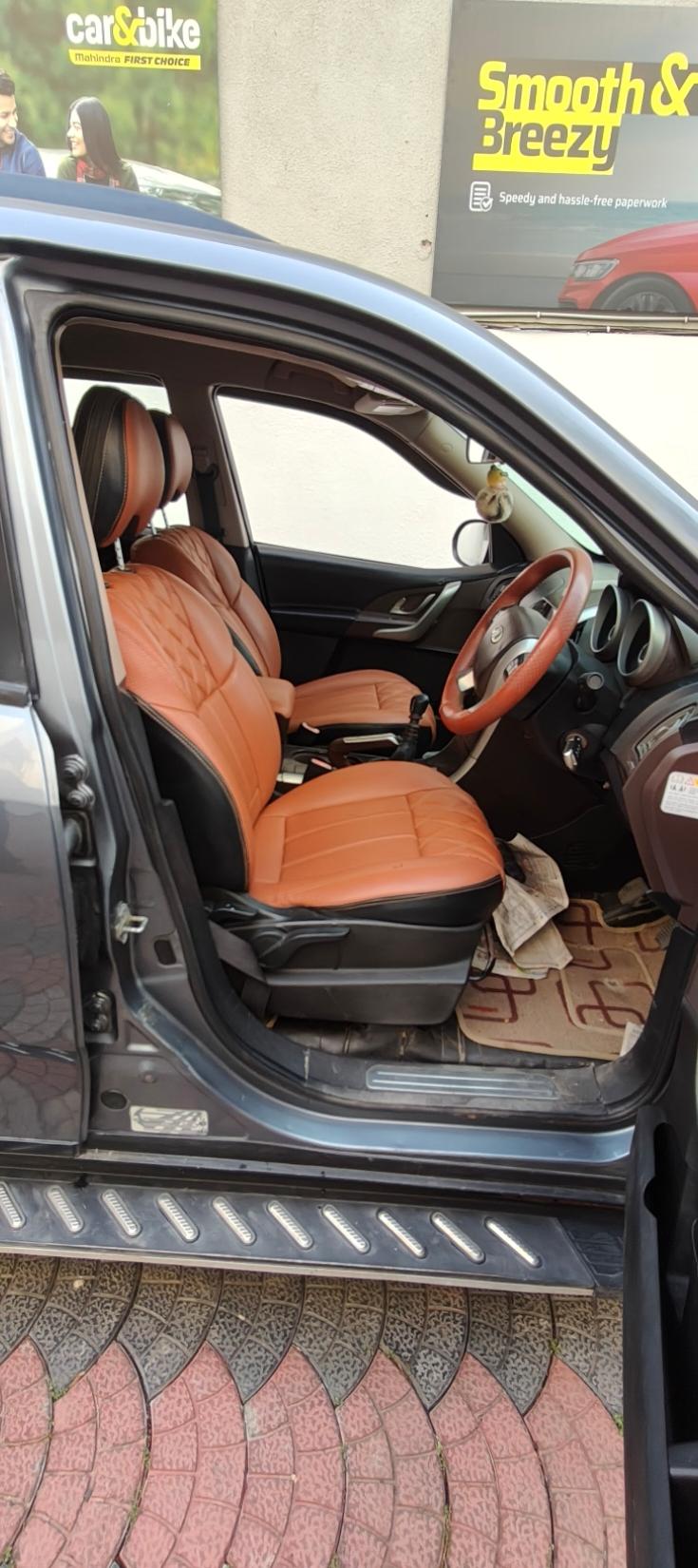 यूज़्ड 2012 महिंद्रा एक्सयूवी500, Khatiwala Tank, Indore 12 यूज़्ड 2012 महिंद्रा एक्सयूवी500, Khatiwala Tank, Indore 12