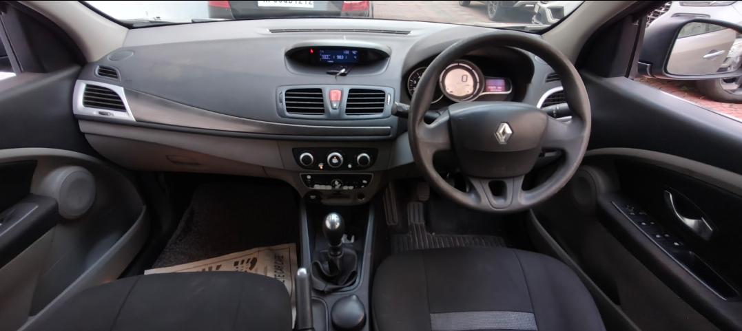 यूज़्ड 2012 रेनो फ्लूएंस, Khatiwala Tank, Indore 10 यूज़्ड 2012 रेनो फ्लूएंस, Khatiwala Tank, Indore 10