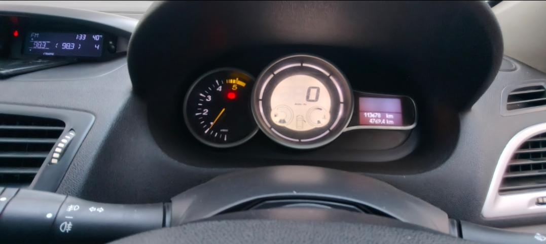 यूज़्ड 2012 रेनो फ्लूएंस, Khatiwala Tank, Indore 9 यूज़्ड 2012 रेनो फ्लूएंस, Khatiwala Tank, Indore 9