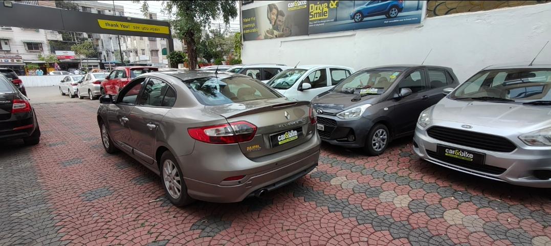 यूज़्ड 2012 रेनो फ्लूएंस, Khatiwala Tank, Indore 2 यूज़्ड 2012 रेनो फ्लूएंस, Khatiwala Tank, Indore 2