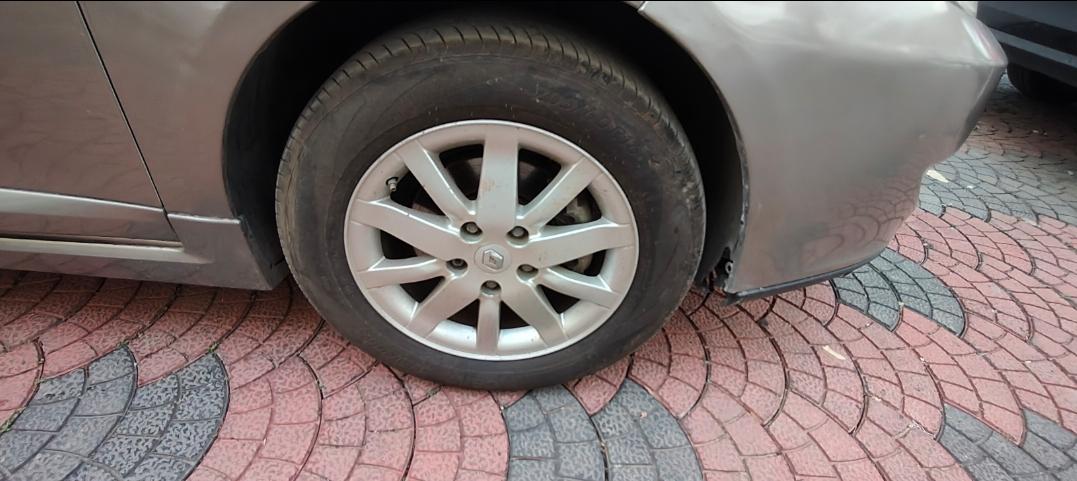 यूज़्ड 2012 रेनो फ्लूएंस, Khatiwala Tank, Indore 8 यूज़्ड 2012 रेनो फ्लूएंस, Khatiwala Tank, Indore 8