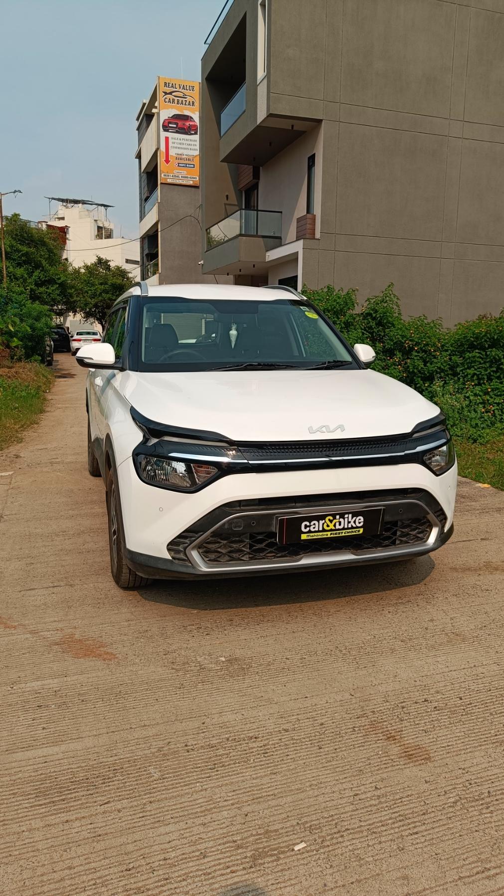 2022 किया कैरेंस Prestige Plus 1.5 Diesel 7 STR 2022 किया कैरेंस Prestige Plus 1.5 Diesel 7 STR