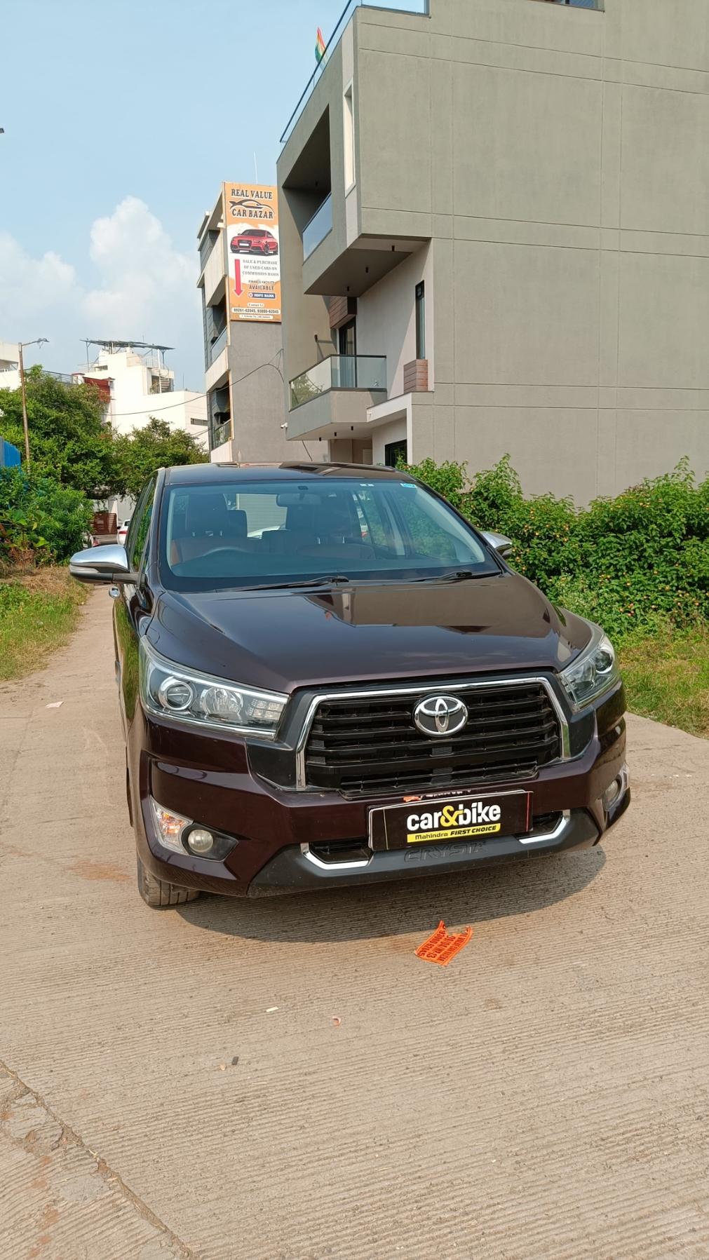 2016 टोयोटा इनोवा क्रिस्टा 2.4 Z 7 STR 2016 टोयोटा इनोवा क्रिस्टा 2.4 Z 7 STR