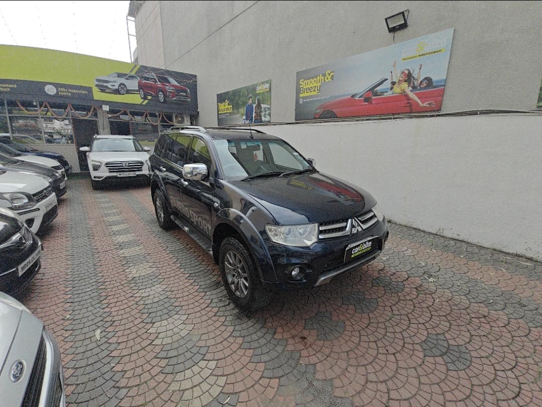 यूज़्ड 2015 मित्सुबिशी पजेरो स्पोर्ट, Khatiwala Tank, Indore 5 यूज़्ड 2015 मित्सुबिशी पजेरो स्पोर्ट, Khatiwala Tank, Indore 5