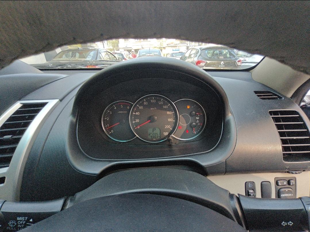 यूज़्ड 2015 मित्सुबिशी पजेरो स्पोर्ट, Khatiwala Tank, Indore 8 यूज़्ड 2015 मित्सुबिशी पजेरो स्पोर्ट, Khatiwala Tank, Indore 8