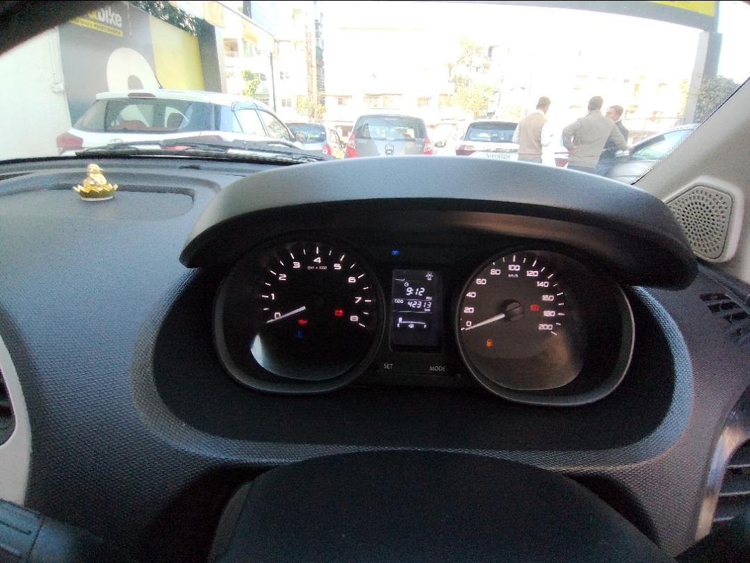 यूज़्ड 2017 टाटा टियागो, Khatiwala Tank, Indore 10 यूज़्ड 2017 टाटा टियागो, Khatiwala Tank, Indore 10