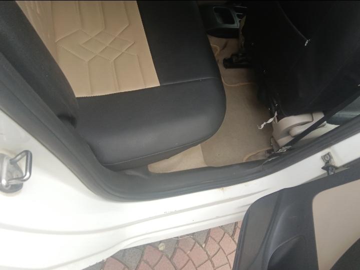 यूज़्ड 2012 फॉक्सवैगन पोलो, Khatiwala Tank, Indore 15 यूज़्ड 2012 फॉक्सवैगन पोलो, Khatiwala Tank, Indore 15