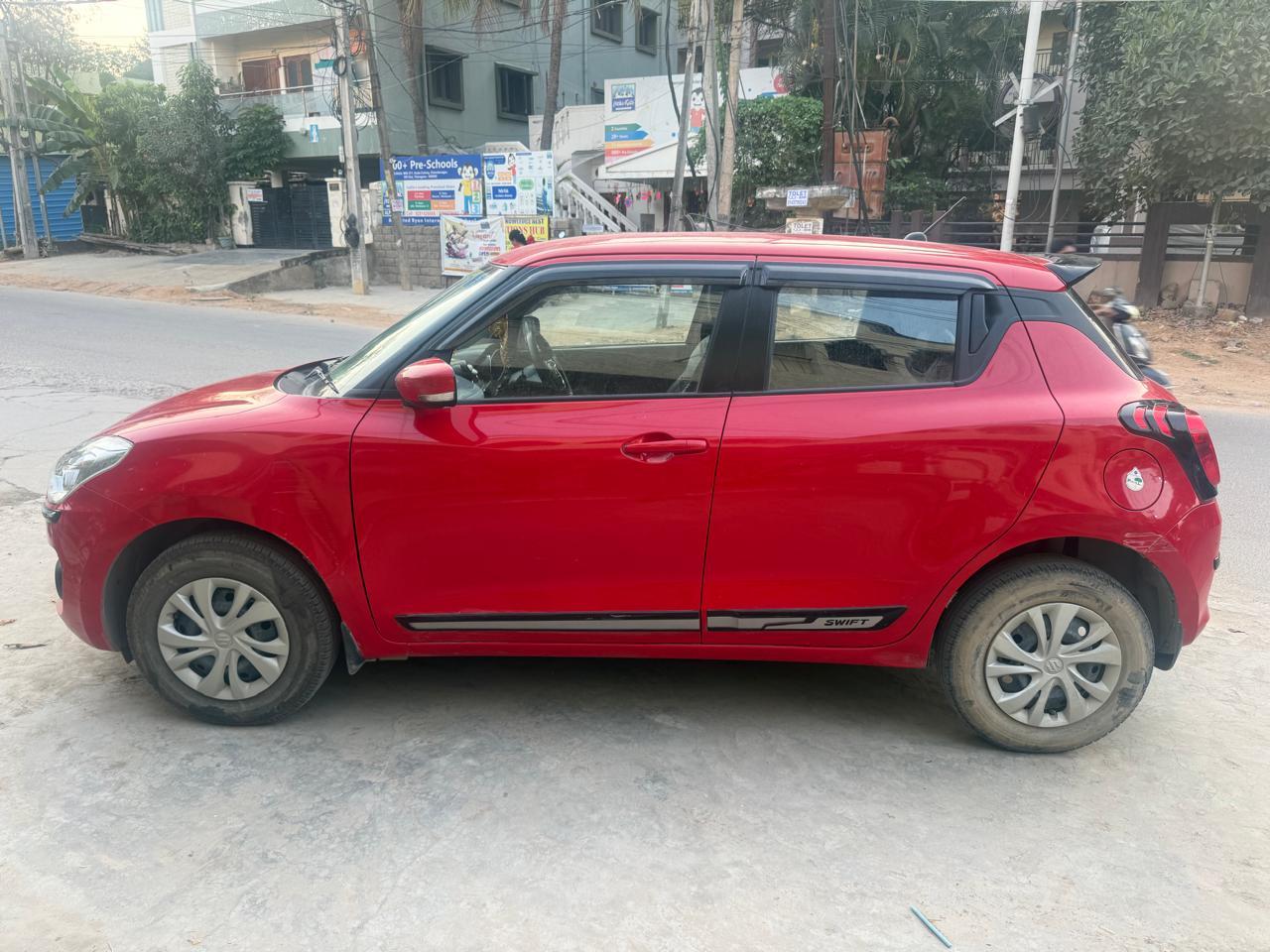 2020 मारुति सुजुकी स्विफ्ट VXI BS IV 2020 मारुति सुजुकी स्विफ्ट VXI BS IV