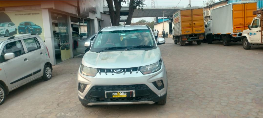 यूज़्ड 2017 महिंद्रा केयूवी 100, Balanagar Township, Hyderabad 4 यूज़्ड 2017 महिंद्रा केयूवी 100, Balanagar Township, Hyderabad 4