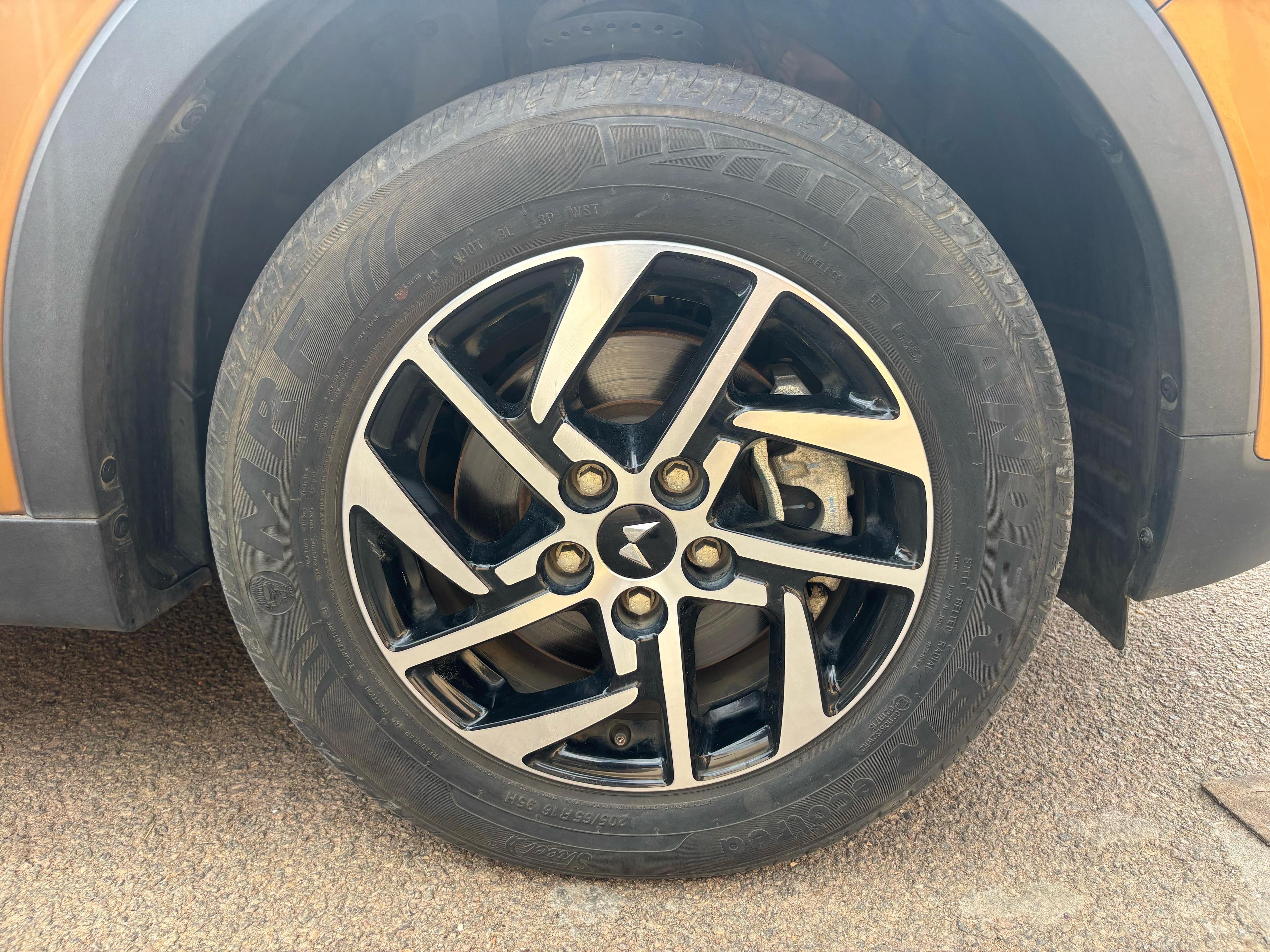 यूज़्ड 2022 महिंद्रा एक्सयूवी300, Tumkur  8 यूज़्ड 2022 महिंद्रा एक्सयूवी300, Tumkur  8