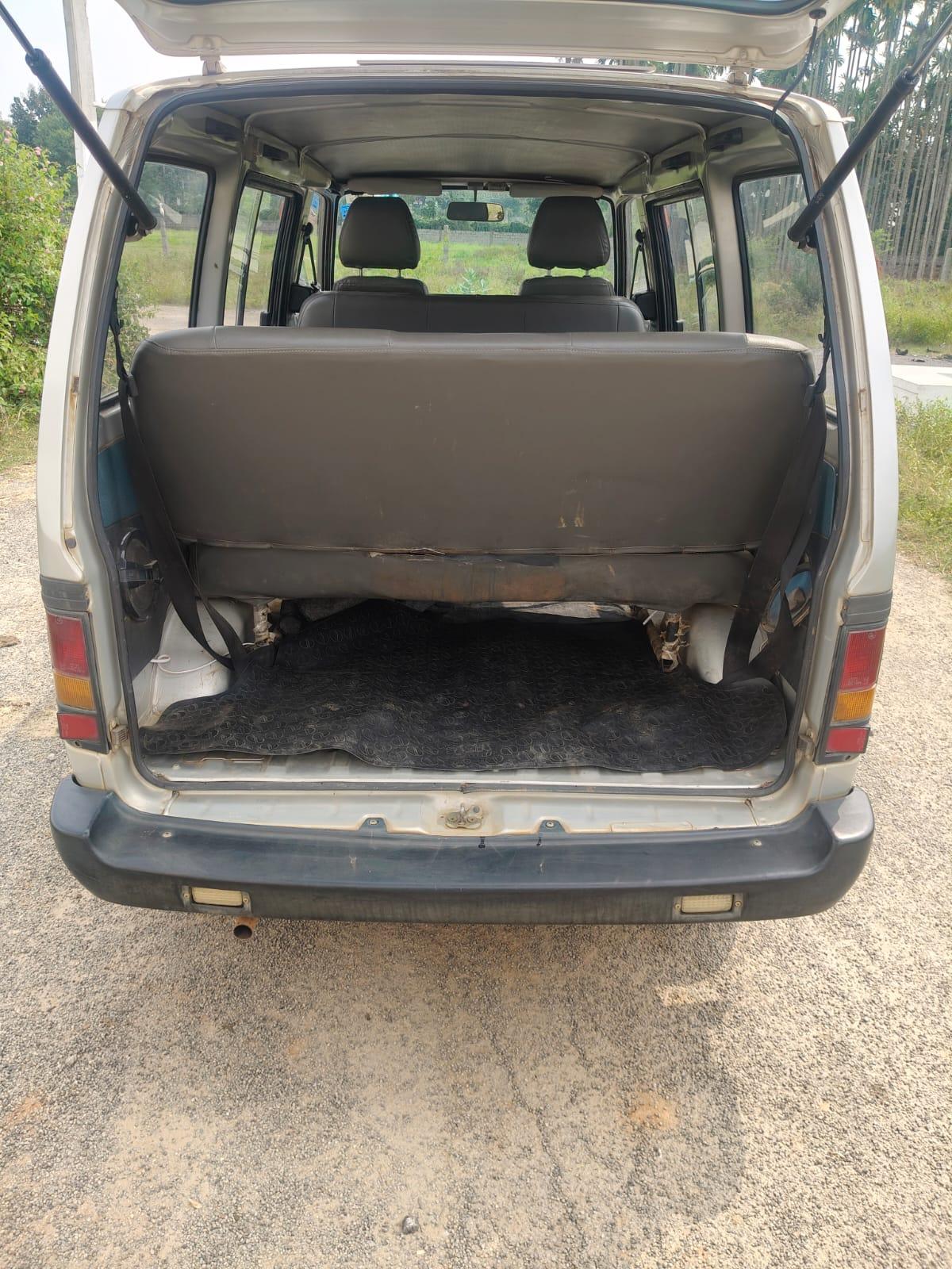 यूज़्ड 2015 मारुति सुजुकी ओमनी, Maralur SO, Tumkur 9 यूज़्ड 2015 मारुति सुजुकी ओमनी, Maralur SO, Tumkur 9