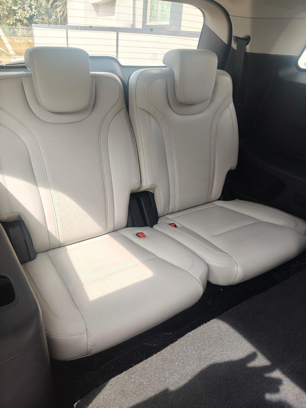 यूज़्ड 2022 महिंद्रा एक्सयूवी700, Maralur SO, Tumkur 14 यूज़्ड 2022 महिंद्रा एक्सयूवी700, Maralur SO, Tumkur 14