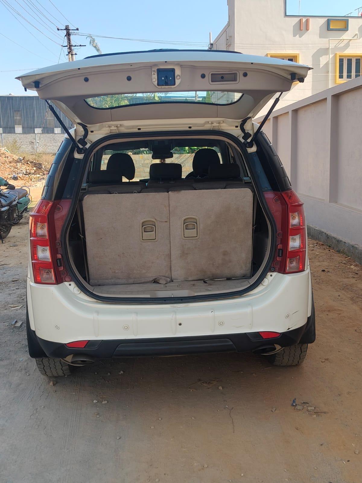 यूज़्ड 2018 महिंद्रा एक्सयूवी500, Maralur SO, Tumkur 9 यूज़्ड 2018 महिंद्रा एक्सयूवी500, Maralur SO, Tumkur 9