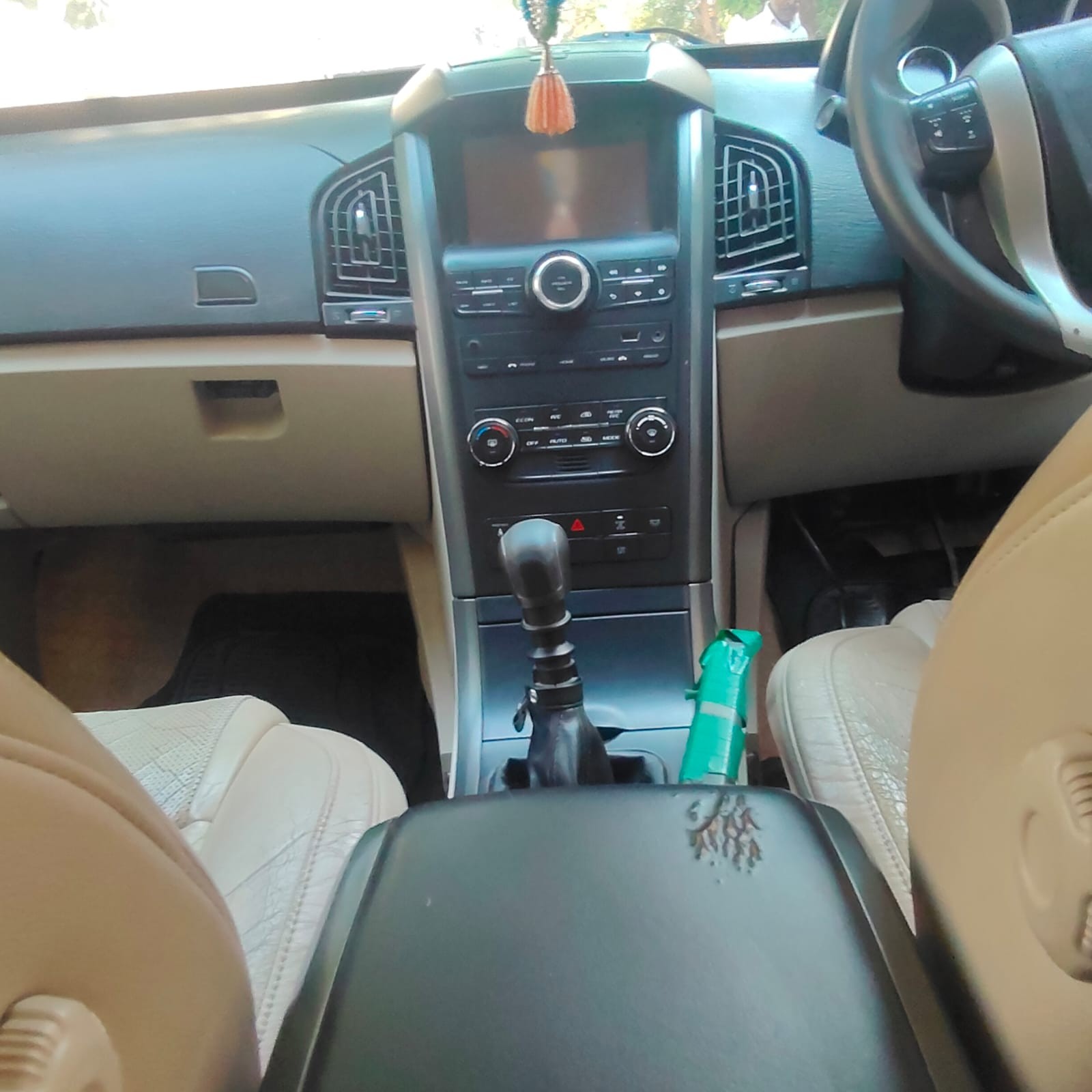 XUV500 image 17 XUV500 image 17