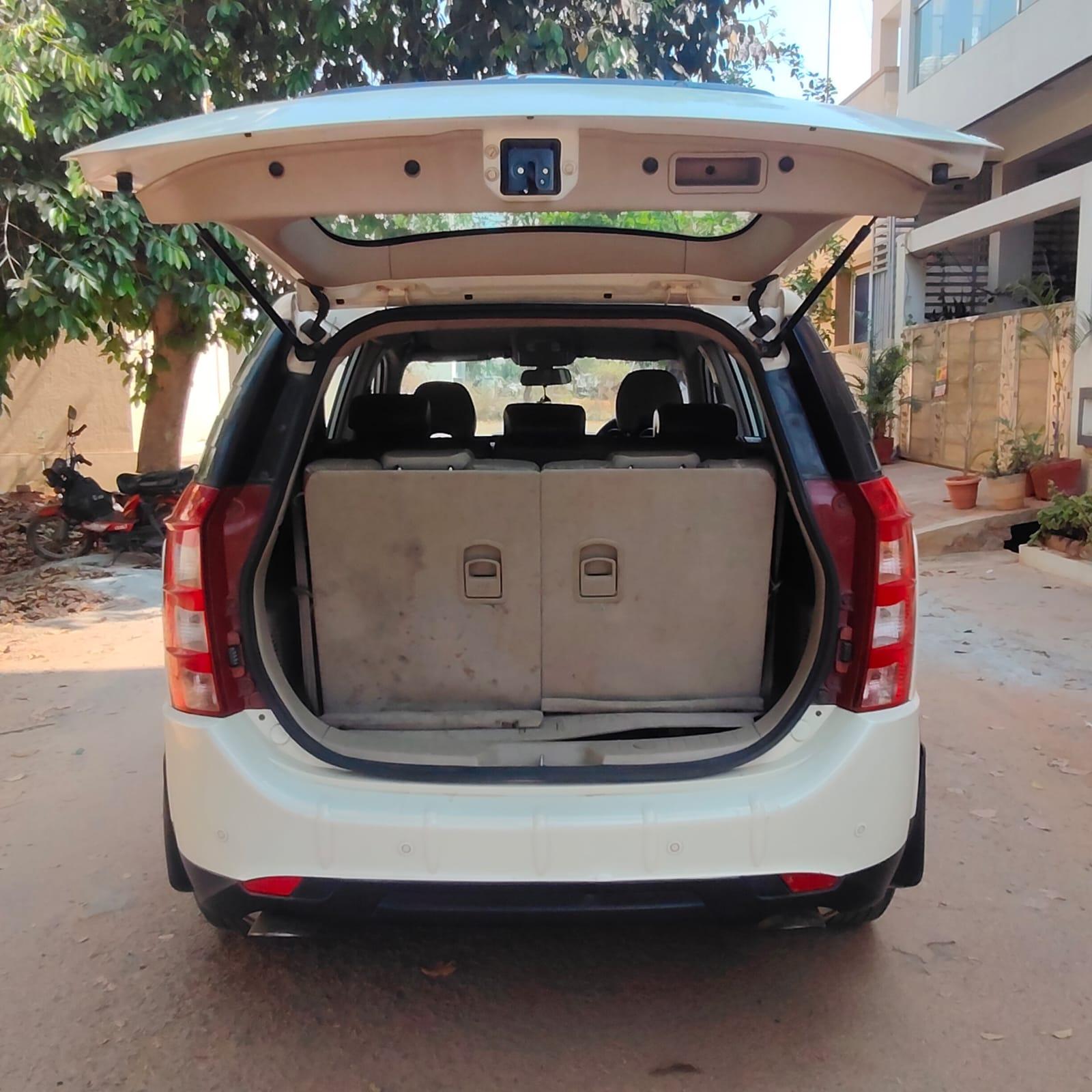 यूज़्ड 2015 महिंद्रा एक्सयूवी500, Maralur SO, Tumkur 9 यूज़्ड 2015 महिंद्रा एक्सयूवी500, Maralur SO, Tumkur 9