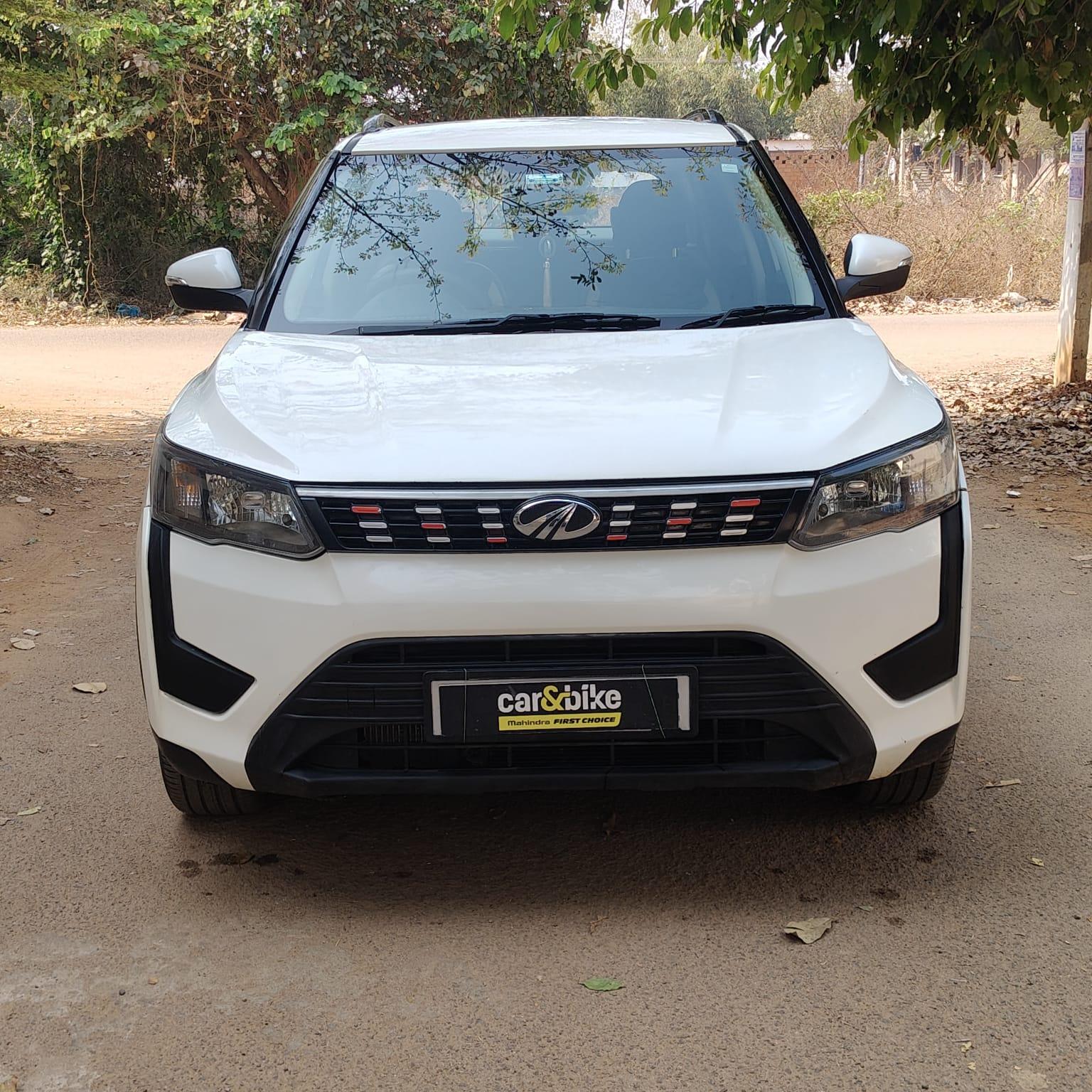 यूज़्ड 2020 महिंद्रा एक्सयूवी300, Maralur SO, Tumkur 7 यूज़्ड 2020 महिंद्रा एक्सयूवी300, Maralur SO, Tumkur 7