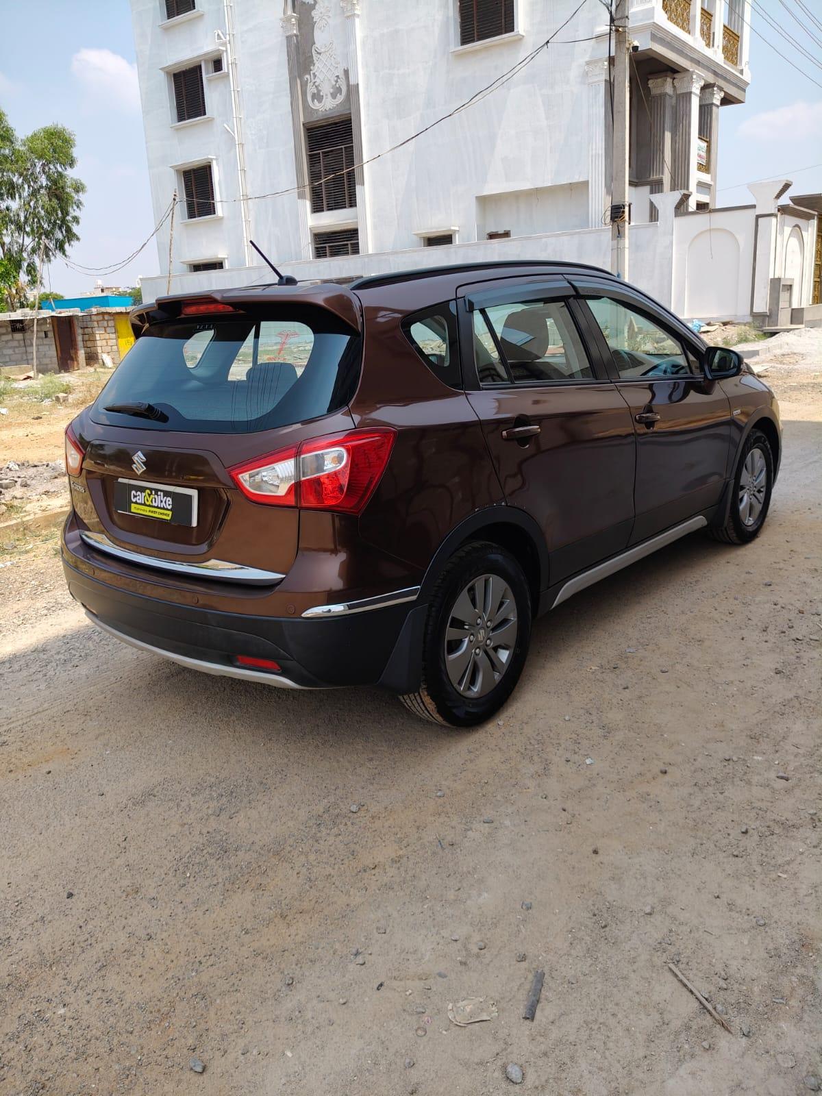 यूज़्ड 2016 मारुति सुजुकी एस-क्रॉस, Maralur SO, Tumkur 4 यूज़्ड 2016 मारुति सुजुकी एस-क्रॉस, Maralur SO, Tumkur 4