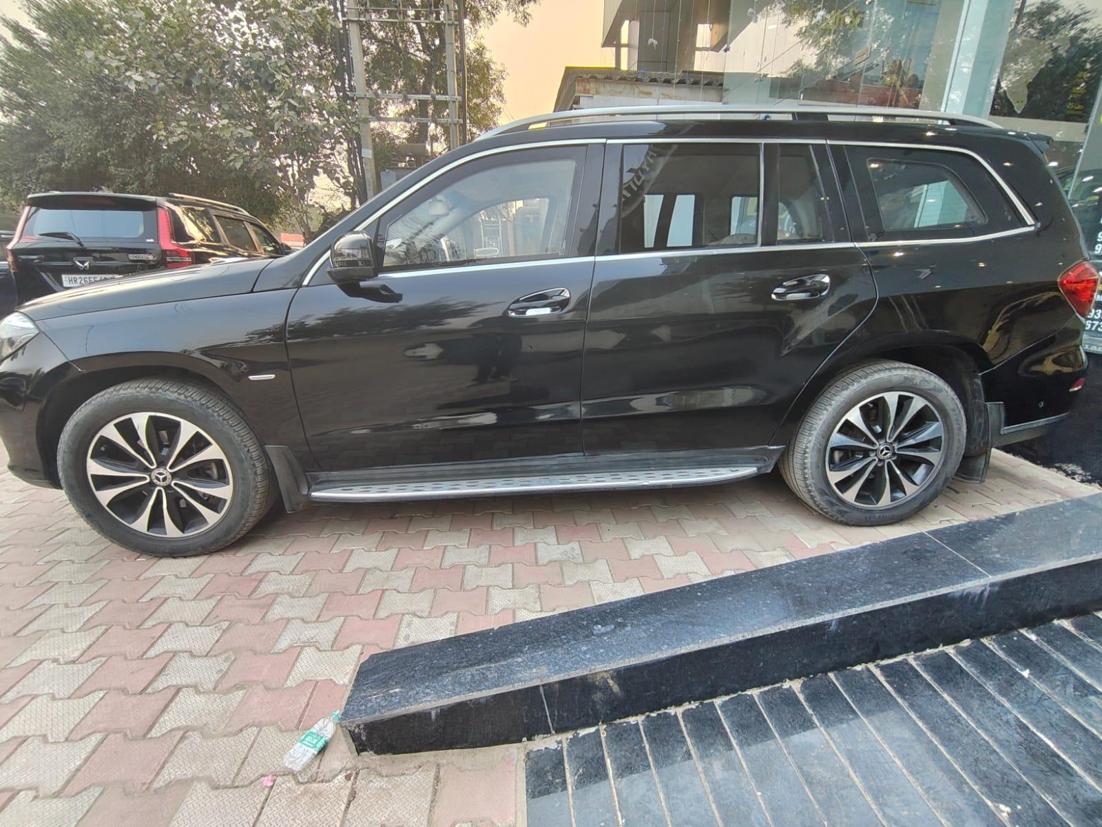 यूज़्ड 2019 मर्सिडीज़-बेंज़ जीएलएस, Palam Road, Gurgaon 3 यूज़्ड 2019 मर्सिडीज़-बेंज़ जीएलएस, Palam Road, Gurgaon 3